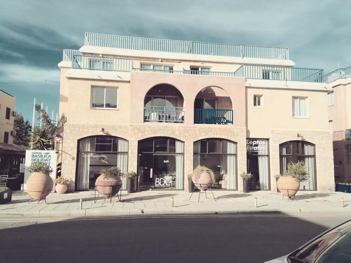 Mike'S Basilica Apartment Paphos Exterior foto
